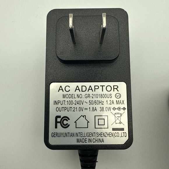 Yoton Y3 Mini Video Projector, 5500 Lumens - Picture 9 of 10